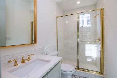 1019 BISHOP Avenue Dallas, TX 75208-8