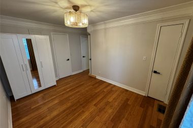 1112 Kings Highway 7