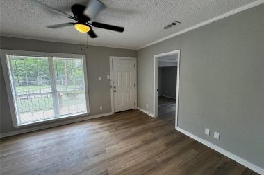 1717 Hemphill 3