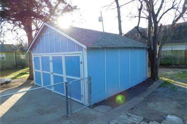 210 E 6th Street 10