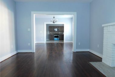 210 E 6th Street 3