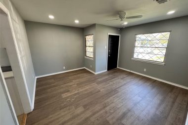 3414 June Drive Dallas, TX 75211-2