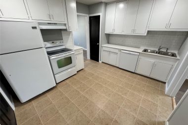 3414 June Drive Dallas, TX 75211-4