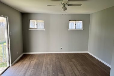 3414 June Drive Dallas, TX 75211-5