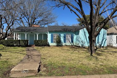 3727 Meredith Avenue Dallas, TX 75211-1
