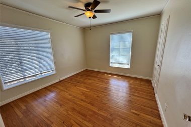 3727 Meredith Avenue Dallas, TX 75211-5