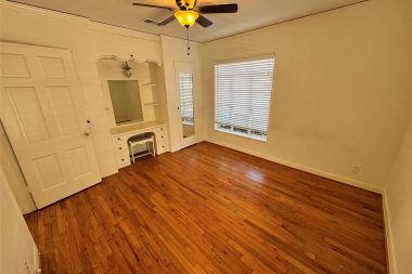 3727 Meredith Avenue Dallas, TX 75211-9