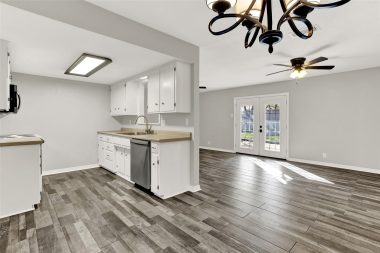 600 Patricia Drive Sherman, TX 75090-8