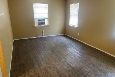 908 N Zang Boulevard #A Dallas, TX 75208 9